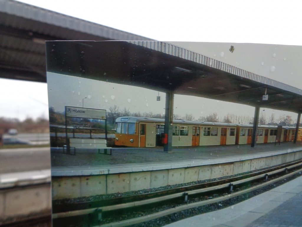 Auf demBild ist die U-Bahnhaltestelle Berlin Hönow zu sehen