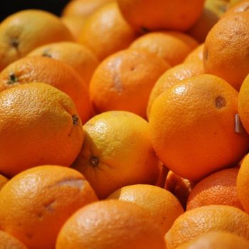 Seltenes Obst: Orangen / [CC0 1.0 Universal Public Domain Dedication (https://creativecommons.org/publicdomain/zero/1.0/deed.en)]